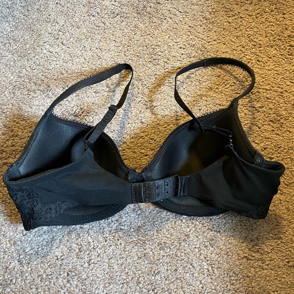 Victoria Secret Black Lace Lightly Lined Demi 32D - Picture 4 of 6